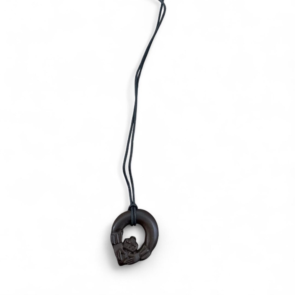 Island Turf Crafts Jewelry‎